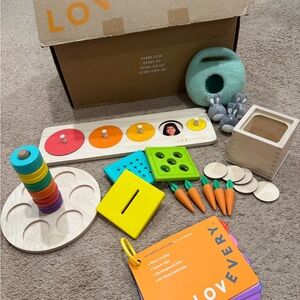 Lovevery Babbler play kit